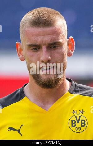 Ole Pohlmann von Borussia Dortmund II schaut während des 3. Liga-Spiel zwischen TSV Havelse und Borussia Dortmund II in der HDI-Arena am 05. September 2021 in Hannover. (Foto von Peter Niedung/NurPhoto) Stockfoto