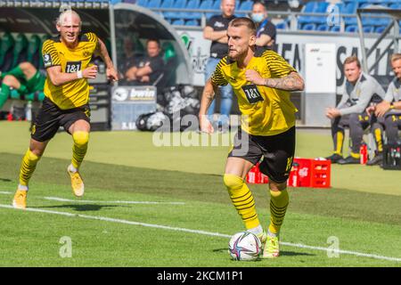 Ole Pohlmann von Borussia Dortmund II kontrolliert den Ball während des 3. Liga-Spiel zwischen TSV Havelse und Borussia Dortmund II in der HDI-Arena am 05. September 2021 in Hannover. (Foto von Peter Niedung/NurPhoto) Stockfoto