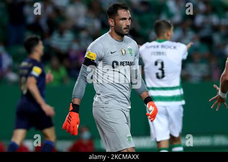 Sporting-Torwart Antonio Adan in Aktion während des Fußballspiels der Portugiesischen Liga zwischen Sporting CP und FC Porto am 11. September 2021 im Jose Alvalade-Stadion in Lissabon, Portugal. (Foto von Pedro FiÃºza/NurPhoto) Stockfoto