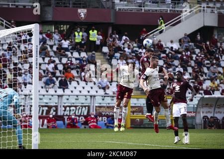 Torino-Stürmer Antonio Sanabria (19) erzielt sein Tor, um es 1-0 während der Serie A Fußballspiel n.3 TORINO - SALERNITANA am 12. September 2021 im Stadio Olimpico Grande Torino in Turin, Piemont, Italien. Endergebnis: Torino-Salernitana 4-0. (Foto von Matteo Bottanelli/NurPhoto) Stockfoto