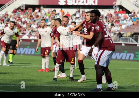 Franck Ribery (Salernitana) und Alessandro Buongiorno )Torino FC) während des Spiels Torino FC gegen US Salernitana am 12. September 2021 im Olimpico Grande Torino in Turin, Italien (Foto: Maurizio Valletta/LiveMedia/NurPhoto) Stockfoto