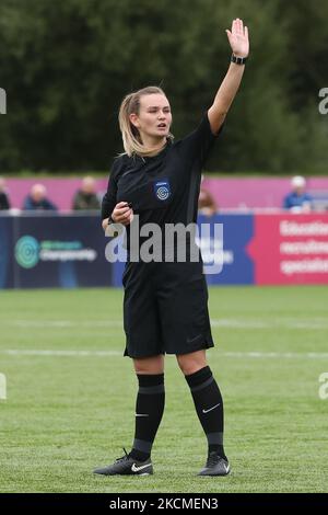 DURHAM CITY, UK SEPT 12trh Schiedsrichter Abby Dearden während des FA Women's Championship Matches zwischen dem Durham Women FC und Charlton Athletic am Sonntag, 12.. September 2021, im Maiden Castle, Durham City. (Foto von Mark Fletcher/MI News/NurPhoto) Stockfoto