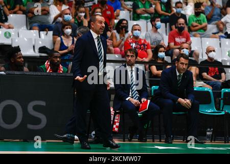 Carles Duran von Joventut Badalona während des Liga Endesa ACB Spiels zwischen Joventut Badalona und Surne Bilbao Basket im Palau Municipal D´Esports de Badalona in Barcelona, Spanien. (Foto von DAX Images/NurPhoto) Stockfoto