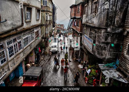 Belebte Straße in Darjeeling, Westbengalen, Indien, am 29. Mai 2010. (Foto von Creative Touch Imaging Ltd./NurPhoto) Stockfoto