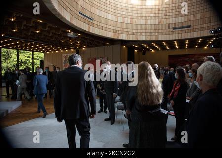 Die Ankunft von Premierminister Jean Castex und dem Präsidenten des Generalrats des Departements seine Saint-Denis, Stéphane Troussel, am 21. September 2021 in Bobigny. (Foto von Andrea Savorani Neri/NurPhoto) Stockfoto