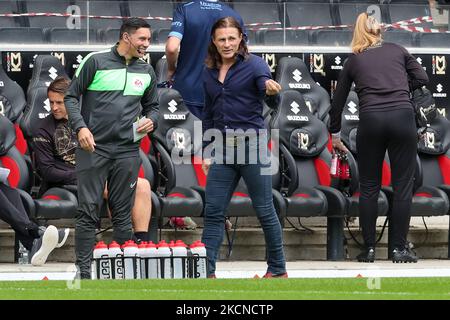 Wycombe Wanderers Manager Gareth Ainsworth vor der Sky Bet League ein Spiel zwischen MK Dons und Wycombe Wanderers im Stadium MK, Milton Keynes, Großbritannien, am 25.. September 2021. (Foto von John Cripps/MI News/NurPhoto) Stockfoto