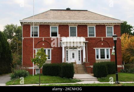 Das historische Gebäude der Old Sandwich Towne Hall in Windsor, Ontario, Kanada. Sandwich Towne wurde erstmals 1749 als französische Agrarsiedlung besiedelt, was es zur ältesten kontinuierlich bewohnten Siedlung in Kanada westlich von Montreal macht. Viele Gebäude und Häuser stammen aus der Mitte des 19.. Jahrhunderts. Dieses Viertel war auch der Ort einer der größten Schlachten während des Krieges von 1812, und der Windsor Rebellion von 1837, und als battlefront des Patriot-Krieges später im Jahr 1837. (Foto von Creative Touch Imaging Ltd./NurPhoto) Stockfoto