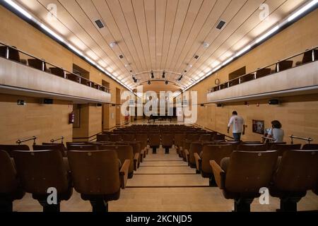 Ansicht des Auditoriums des Real Conservatorio Superior de Musica de Madrid (Königliches Konservatorium für Musik von Madrid) während des Architekturfestivals OpenHouse in Madrid, Spanien, am 24. September 2021. (Foto von Alvaro Laguna/NurPhoto) Stockfoto