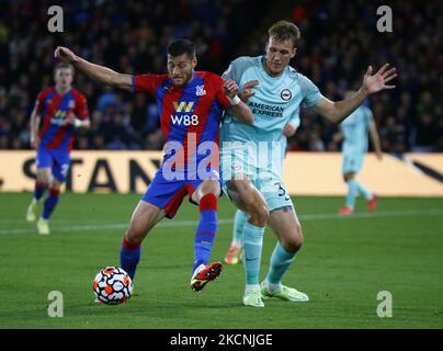 Joel ward von L-R Crystal Palace hält während der Premier League zwischen Crystal Palace und Brighton und Hove Albion am 27.. September 2021 im Selhurst Park Stadium, London, von Brighton & Hove Albion Dan Burn (Foto by Action Foto Sport/NurPhoto) Stockfoto