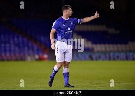 Harrison McGahey von Oldham Athletic während des EFL Trophy-Spiels zwischen Oldham Athletic und Leeds United im Boundary Park, Oldham, am Dienstag, den 28.. September 2021. (Foto von Eddie Garvey/MI News/NurPhoto) Stockfoto