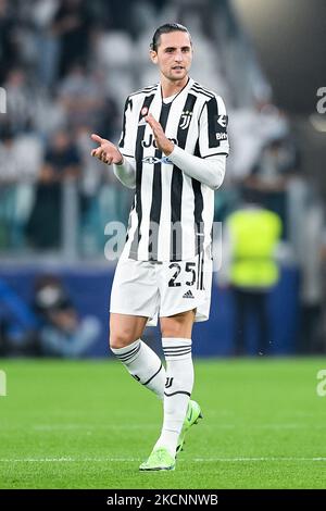 Adrien Rabiot vom FC Juventus beim UEFA Champions League-Spiel der Gruppe H zwischen FC Juventus und dem FC Chelsea im Allianz Stadium, Turin, Italien, am 29. September 2021. (Foto von Giuseppe Maffia/NurPhoto) Stockfoto