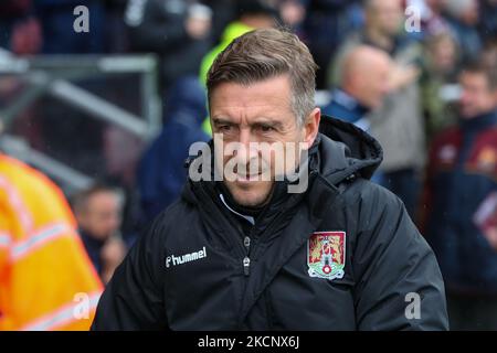 Northampton Town-Manager Jon Brady vor dem zweiten Spiel der Sky Bet League zwischen Northampton Town und Sutton United im PTS Academy Stadium, Northampton, am Samstag, 2.. Oktober 2021. (Foto von John Cripps/MI News/NurPhoto) Stockfoto