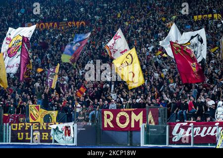 Rom, Italien. 03.. November 2022. Fans von AS Roma während des UEFA Europa League-Spiels zwischen Roma und Ludogorets im Stadio Olimpico, Rom, Italien am 3. November 2022. Kredit: Giuseppe Maffia/Alamy Live Nachrichten Stockfoto