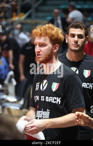 Niccolo Mannion (Segafredo Virtus Bologna) während der Serie A1 italienischen LBA Basketball-Meisterschaft Spiel Segafredo Virtus Bologna gegen. Openjobmetis pallacanestro Varese im Sportpalast Paladozza - Bologna, 3. Oktober 2021 (Foto von Michele Nucci/LiveMedia/NurPhoto) Stockfoto