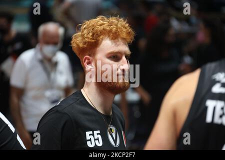 Niccolo Mannion (Segafredo Virtus Bologna) während der Serie A1 italienischen LBA Basketball-Meisterschaft Spiel Segafredo Virtus Bologna gegen. Openjobmetis pallacanestro Varese im Sportpalast Paladozza - Bologna, 3. Oktober 2021 (Foto von Michele Nucci/LiveMedia/NurPhoto) Stockfoto