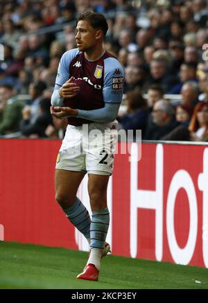 Matty Cash von der Aston Villa während der Premier League zwischen Tottenham Hotspur und Aston Villa im Tottenham Hotspur Stadion, London, England am 03.. Oktober 2021 (Foto by Action Foto Sport/NurPhoto) Stockfoto