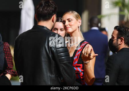 Chiara Ferragni, eine italienische Bloggerin und Influencerin, wirbt während der Veranstaltung auf dem Mailänder Duomo-Platz am 6.. Oktober 2021 für die neue Serpenti-Kollektion von Bulgari (Foto: Beata Zawrzel/NurPhoto) Stockfoto