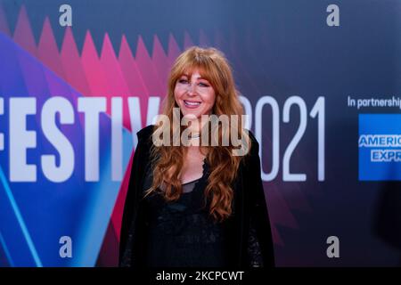 Charlotte Tilbury nimmt an der Premiere der „The Tender Bar“ während des BFI London Film Festival 65. in der Royal Festival Hall in London, Großbritannien, am 10. Oktober 2021 Teil. (Foto von Maciek Musialek/NurPhoto) Stockfoto