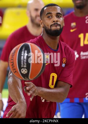 Brandon Davies spielte im Spiel zwischen dem FC Barcelona und Olympiacos BC, das der Woche 3 der Euroleague entspricht, am 13.. Oktober 2021 im Palau Blaugrana in Barcelona, Spanien. -- (Foto von Urbanandsport/NurPhoto) Stockfoto