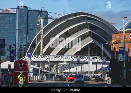 Eine allgemeine Ansicht des SSE Hydro auf dem Scottish Event Campus am 15. Oktober 2021 in Glasgow, Schottland. Der Scottish Event Campus wird einer der Austragungsorte des bevorstehenden Klimagipfels COP 26 sein, der vom 1. Bis 12.. November in Glasgow stattfinden wird. (Foto von Ewan Bootman/NurPhoto) Stockfoto