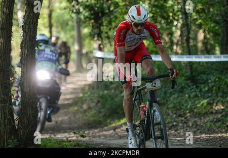 Thomas Champion von Frankreich und Cofidis Team in Aktion beim Serenissima Gravel, dem Radrennen 132,1km von Lido di Jesolo zur Piazzola Sul Brenta, das in der Region Venetien stattfand. Am Freitag, den 15. Oktober 2021, auf der Piazzola Sul Brenta, Venetien, Italien. (Foto von Artur Widak/NurPhoto) Stockfoto