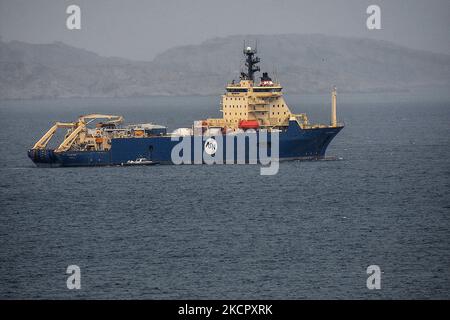 Marseille, Frankreich. 03.. November 2022. Die Kabelschicht Ile de sein hebt am französischen Mittelmeerhafen Marseille ab. Kredit: SOPA Images Limited/Alamy Live Nachrichten Stockfoto