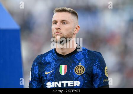 Milan Skriniar vom FC Internazionale sieht während des Serie-A-Spiels zwischen SS Lazio und FC Internazionale am 16. Oktober 2021 im Stadio Olimpico, Rom, Italien, aus. (Foto von Giuseppe Maffia/NurPhoto) Stockfoto