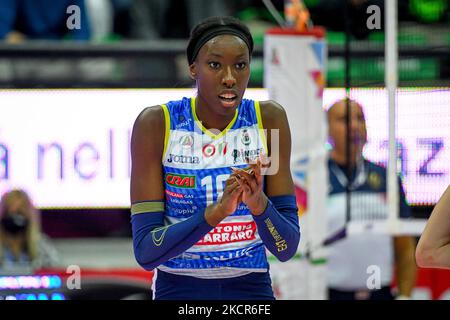 Das Glück von Paola Egonu (Conegliano) während des italienischen Volleyball Serie A1 Frauenmatches Imoco Volley Conegliano gegen Igor Gorgonzola Novara am 21. Oktober 2021 im Palaverde in Treviso, Italien (Foto von Ettore Griffoni/LiveMedia/NurPhoto) Stockfoto