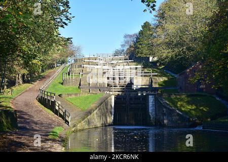 Fünf Aufstieg Schlösser, Bingley, West Yorkshire im Herbst Stockfoto