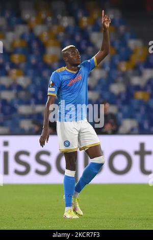 Victor Osimhen vom SSC Napoli feiert am 21. Oktober 2021 im Stadio Diego Armando Maradona Neapel Italien während des Fußballspiels der UEFA Europa League Gruppe C zwischen SSC Napoli und Legia Warszawa. (Foto von Franco Romano/NurPhoto) Stockfoto