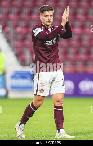 Cameron Devlin of Hearts nach dem Spiel der Scottish Premier League zwischen Hearts und Dundee im Tynecastle Park am 23. Oktober 2021 in Edinburgh, Schottland. (Foto von Ewan Bootman/NurPhoto) Stockfoto