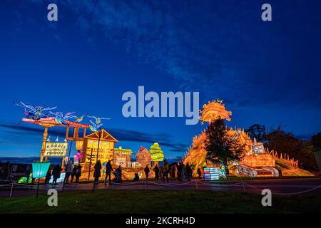 Illuminations at Longleat Festival of Light bei der Eröffnung des diesjährigen Lichtfestivals, das die wunderbaren Welten von Roald Dahl feiert. Bilddatum: Freitag, 4. November 2022. Stockfoto