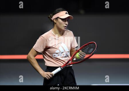 Portrait von Gabriela Ruse in Aktion - Training für die Tour mit Emma Raducanu am zweiten Tag der WTA 250 Transylvania Open Tour in der BT Arena, Cluj-Napoca 24. Oktober 2021 (Foto von Flaviu Buboi/NurPhoto) Stockfoto