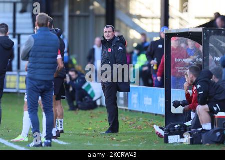 Gary Bowyer, Manager von Salford City, während des Spiels der Sky Bet League 2 zwischen Salford City und Exeter City in der Moor Lane, Salford, am Samstag, den 30.. Oktober 2021. (Foto von Pat Scaasi/MI News/NurPhoto) Stockfoto