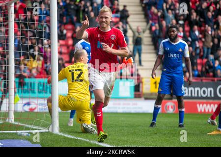 Jayden Stockley von Charlton feiert nach dem Treffer beim Sky Bet League 1-Spiel zwischen Charlton Athletic und Doncaster Rovers am Samstag, dem 30.. Oktober 2021, im The Valley, London. (Foto von Federico Maranesi/MI News/NurPhoto) Stockfoto