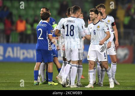 Craig Gordon, Andy Robertson, Kieran Tierney, John McGinn, Callum McGregor, Che Adams, Jack Hendry, Billy Gilmour, Liam Cooper, Stuart Armstrong, Nathan Patterson, KieranTierney, Kevin Nisbet und David Turnbull in Aktion während der FIFA Fußball-Weltmeisterschaft 2022 Qualifikationsrunde zwischen Moldawien und Schottland, Freitag, 12. November 2021, in Chisinau, Moldawien. (Foto von Alex Nicodim/NurPhoto) Stockfoto