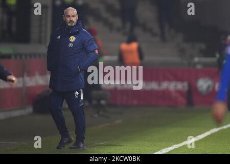 Schottland-Coach Steve Clarke in Aktion während der FIFA-Weltmeisterschaft 2022 Qualifikationsrunde zwischen Moldawien und Schottland, Freitag, 12. November 2021, in Chisinau, Moldawien. (Foto von Alex Nicodim/NurPhoto) Stockfoto