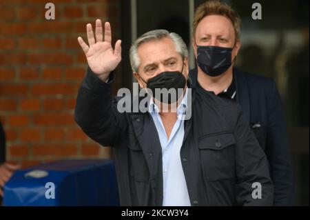 Alberto Fernández während der Parlamentswahlen in Buenos Aires, Argentinien, Sonntag, 14. November 2021. (Foto von Mario De Fina/NurPhoto) Stockfoto