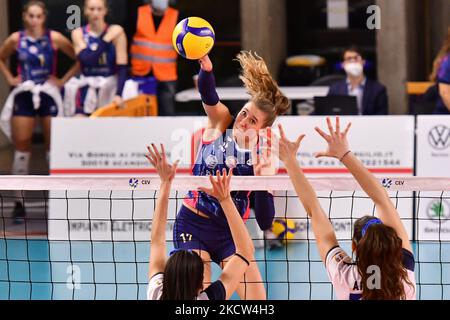 Ekaterina Antropova (Savino Del Bene Scandicci) während des Volleyball Challenge Cup der Frauen Savino Del Bene Scandicci gegen ASP Thetis Voulas Athen am 18. November 2021 im PalaRialdoli in Scandicci (FI) , Italien (Foto von Lisa Guglielmi/LiveMedia/NurPhoto) Stockfoto