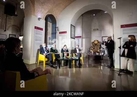 Riccardo Di Segni,Alessandra Di Castro,Ruth Dureghallo,Francesco Leone während der Präsentation der Ausstellung '1849-1871. Juden in Rom zwischen Segregation und Emanzipation', in Rom, Italien, am 9. November 2021. (Foto von Andrea Ronchini/NurPhoto) Stockfoto