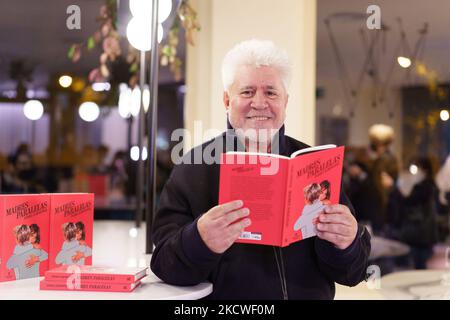 Pedro Almodovar während der Präsentation des Drehbuchs 'Madres Paralelas' in Madrid, 23. November 2021 Spanien (Foto von Oscar Gonzalez/NurPhoto) Stockfoto