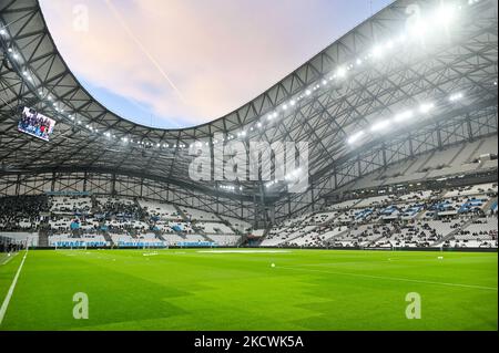 Marseille, Frankreich. 7. April 2022. Velodrome-Stadion während eines Fußballspieles der UEFA Conference League zwischen Olympique Marseille und dem FC PAOK (Foto: © Giannis Papanikos/ZUMA Press Wire) Stockfoto