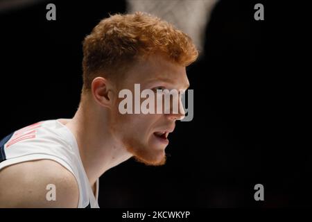 Vladislav Emchenko von Russland während des FIBA Basketball World Cup 2023 Qualifying Tournament Match zwischen Russland und Italien am 26. November 2021 im Yubileyny Sports Palace in Sankt Petersburg, Russland. (Foto von Mike Kireev/NurPhoto) Stockfoto