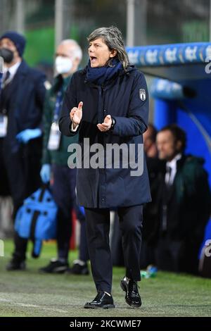 Italiens Chefcoach Milena Bertolini zeigt sich während der FIFA Fußball-Weltmeisterschaft Women 's FIFA Fußball-Weltmeisterschaft 2023 - Italien gegen die Schweiz am 26. November 2021 im Renzo Barbera Stadion in Palermo, Italien (Foto: Carmelo Imbesi/LiveMedia/NurPhoto) Stockfoto