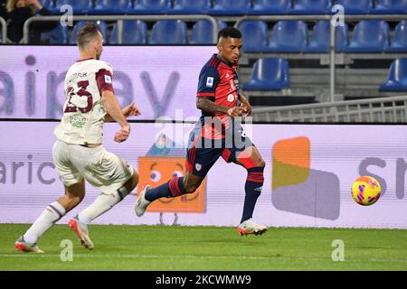 Henrique Dalbert von Cagliari Calcio während des italienischen Fußballs Serie A Spiel Cagliari Calcio gegen US Salernitana am 26. November 2021 im Unipol Domus in Cagliari, Italien (Foto: Luigi Canu/LiveMedia/NurPhoto) Stockfoto