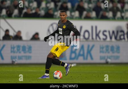 Manuel Akanji von Borussia Dortmund während der Zeit in Wolfsburg gegen Borussia Doutmund, Bundesliga, am 27. November 2021 im Volkswagen Stadion, Wolfsburg, Deutschland. (Foto von Ulrik Pedersen/NurPhoto) Stockfoto