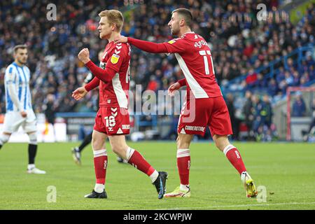 Feiern für Boro, nachdem Duncan Watmore (18) am Samstag, den 27.. November 2021, während des Sky Bet Championship-Spiels zwischen Huddersfield Town und Middlesbrough im John Smith's Stadium, Huddersfield, das erste Tor des Spiels erzielt hat. (Foto von Emily Moorby/MI News/NurPhoto) Stockfoto