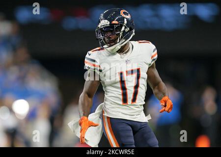 Chicago bears wide Receiver Jakeem Grant (17) wird während der zweiten Hälfte eines NFL-Fußballspiels gegen die Detroit Lions in Detroit, Michigan, USA, am Donnerstag, 25. November 2021, gesehen. (Foto von Jorge Lemus/NurPhoto) Stockfoto