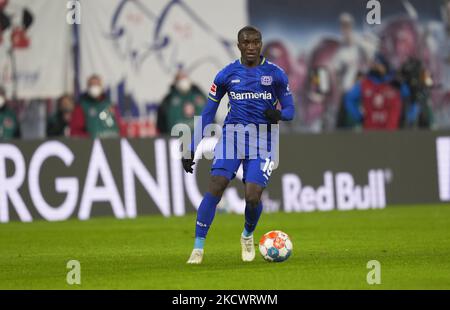 Moussa Diaby aus Leverkusen beim RB Leipzig gegen Leverkusen, Bundesliga, im Redbull-Stadion, Leipzig, Deutschland am 28. November 2021. (Foto von Ulrik Pedersen/NurPhoto) Stockfoto