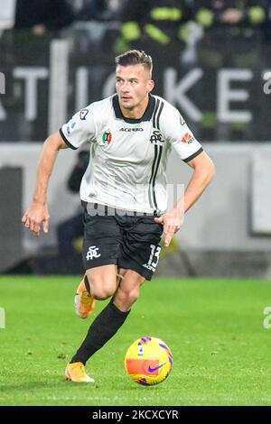 Arkadiusz Reca (Spezia) während des spiels der italienischen Fußballserie A Spezia Calcio gegen US Sassuolo am 05. Dezember 2021 im Alberto Picco Stadion in La Spezia, Italien (Foto: Cucco Ricucchi/LiveMedia/NurPhoto) Stockfoto